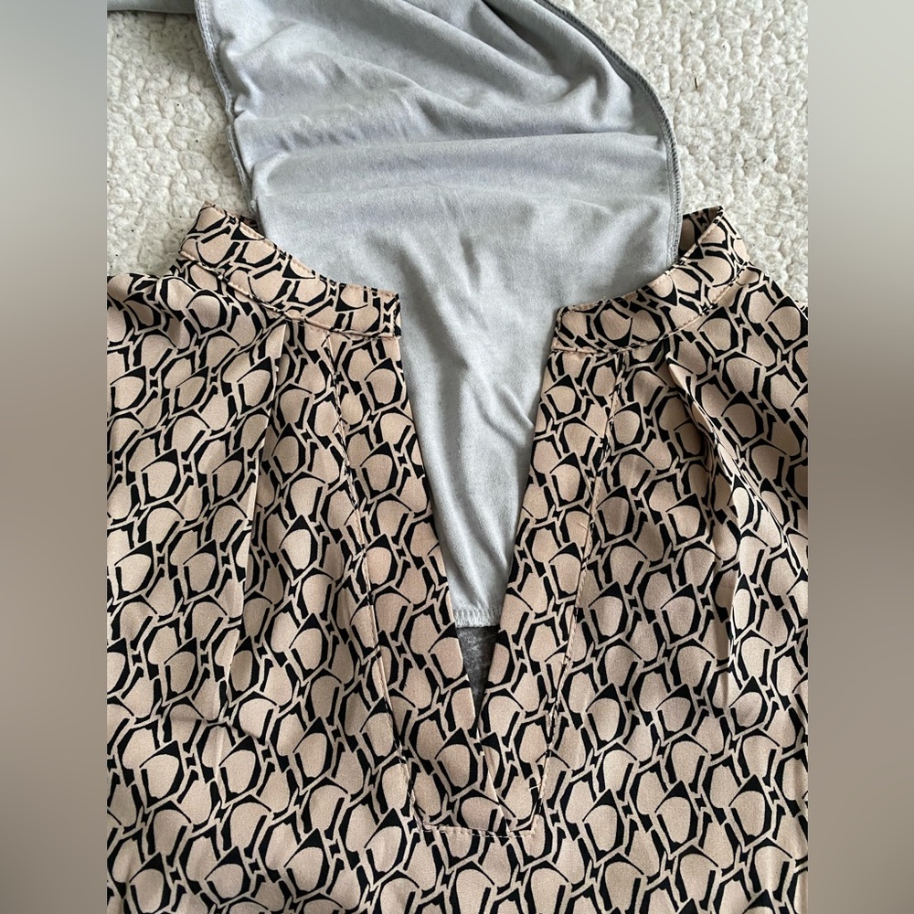 Large blouse - Picture 3 of 5